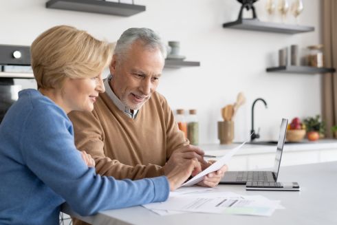 couple filling out medical forms